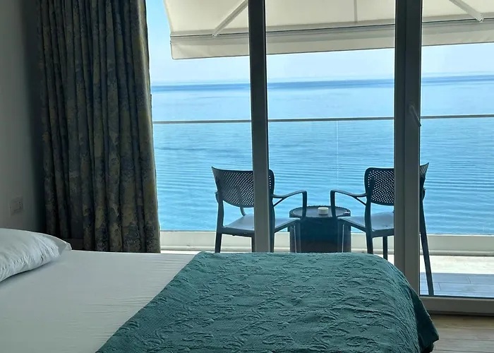 Seaviews Studio Apartment Margjonaj képek