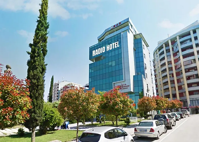 Radio Hotel Lushnjë foto
