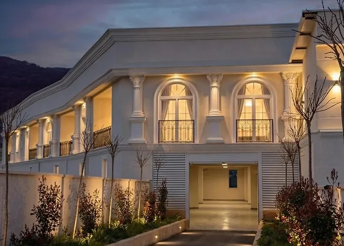 Leo Hotel Kukes fotoğrafı