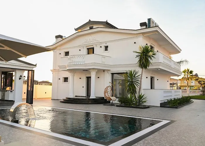 Arden Luxury Pool Villa By Ps Bisht Kamezの写真