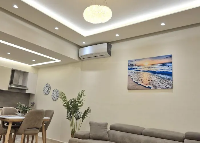 Фото Villa Lori - Gjiri I Lalzit - Lalzit Bay Plazhi San Pietro